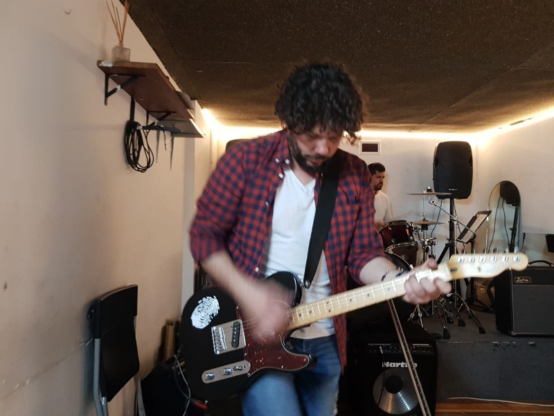 Guitarristas Pop/Rock Barcelona | mmayuscula