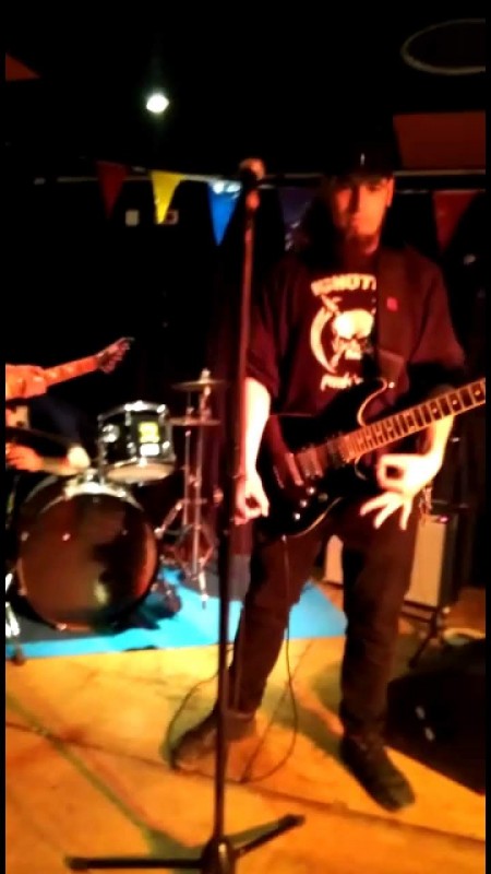 Guitarristas Punk Barcelona | hecthor