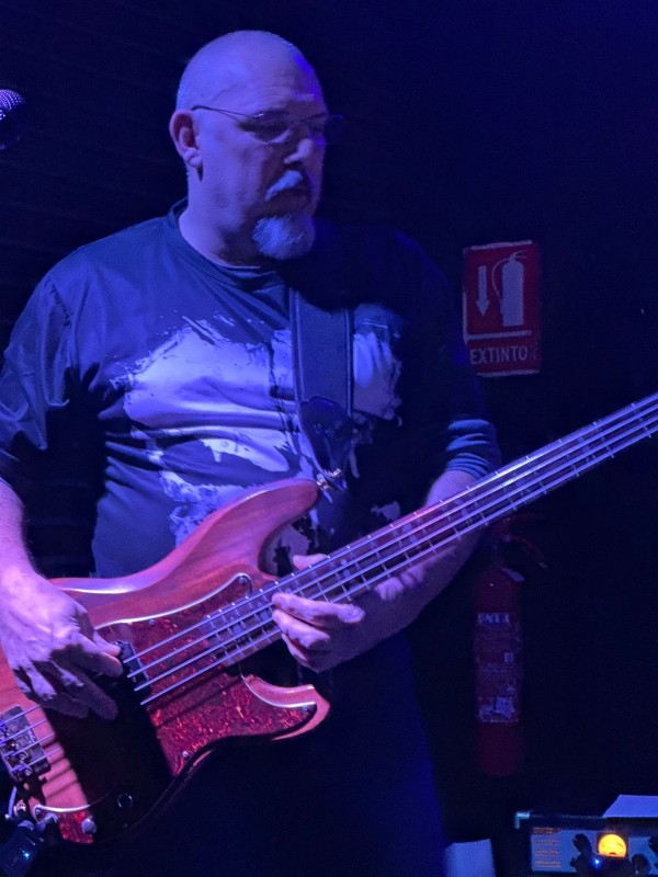 Bajistas Rock Valencia | canete