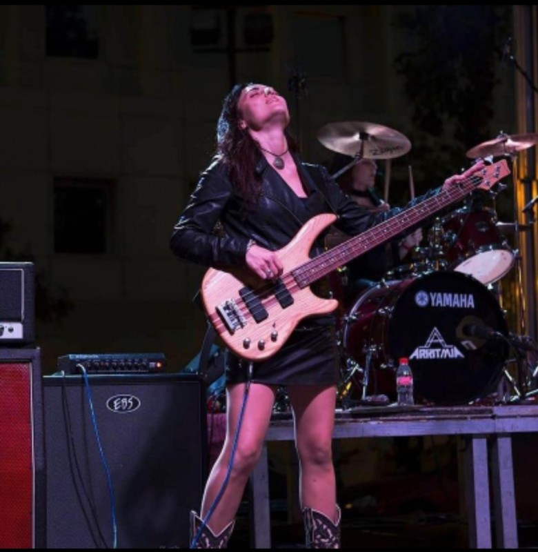 Bajistas Rock Valencia | ana13