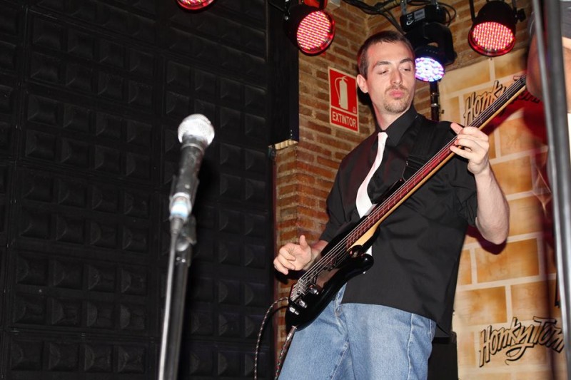 Baixistas Hard Rock Madrid | loren2