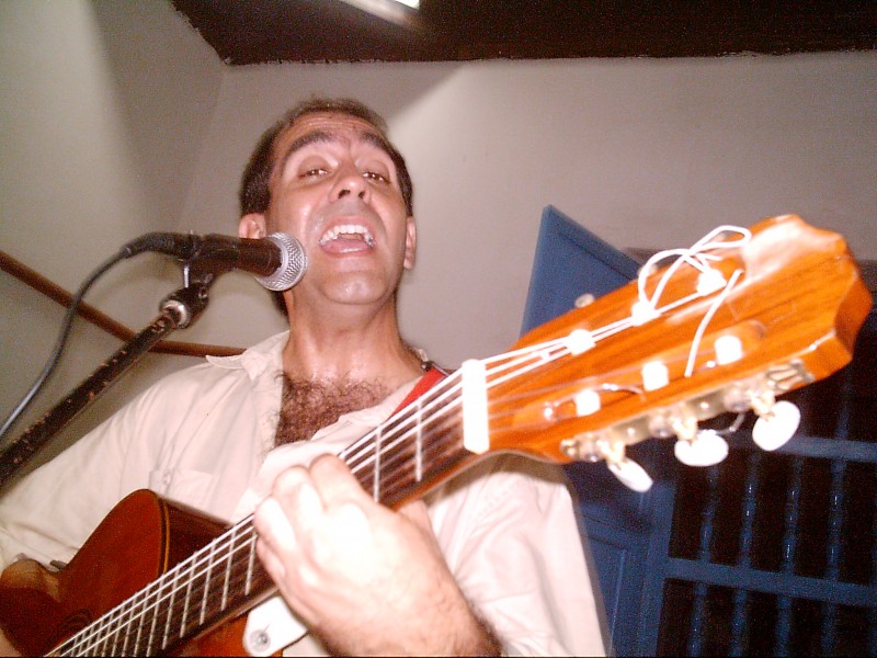 Guitarristas Cantautor Valencia | delvys