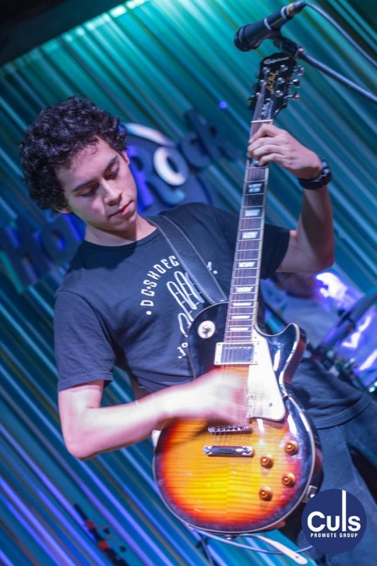 Guitarristas Pop/Rock Lima | enzo-motta